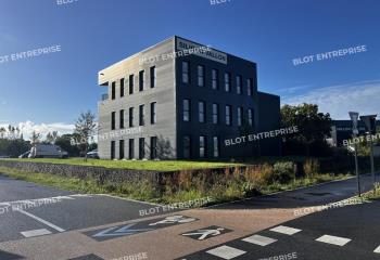 Location bureau Noyal-Châtillon-sur-Seiche (35230) - 158 m² à Noyal-Châtillon-sur-Seiche - 35230