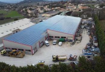 Location local commercial Gargas (84400) - 2276 m²