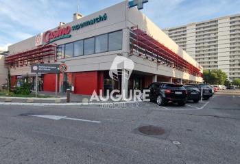 Location local commercial Marseille 8 (13008) - 226 m²