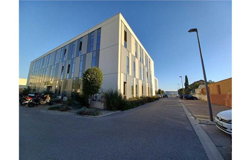 Bureau à vendre de 285 m² à Marseille 16 - 13016 photo - 1